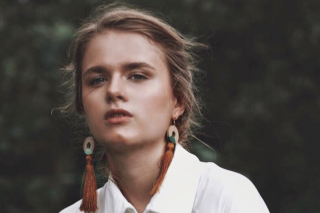 Плакала от боли и усталости: рассказ украинки, работавшей моделью в Индонезии