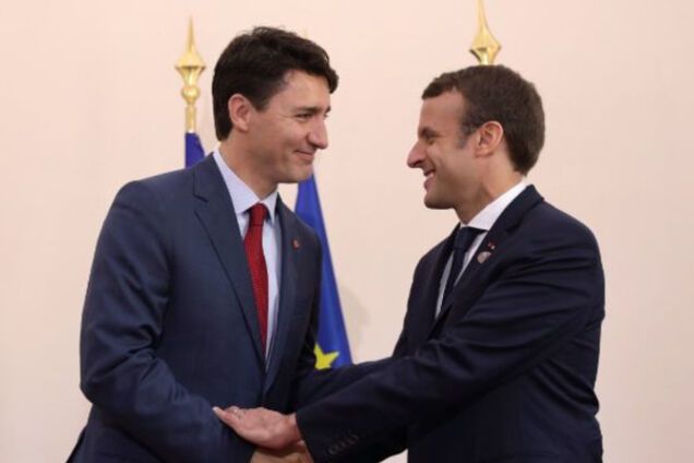 Бромантика зашкаливает: в сети обсуждают 'свадебный фотоальбом' Трюдо и Макрона