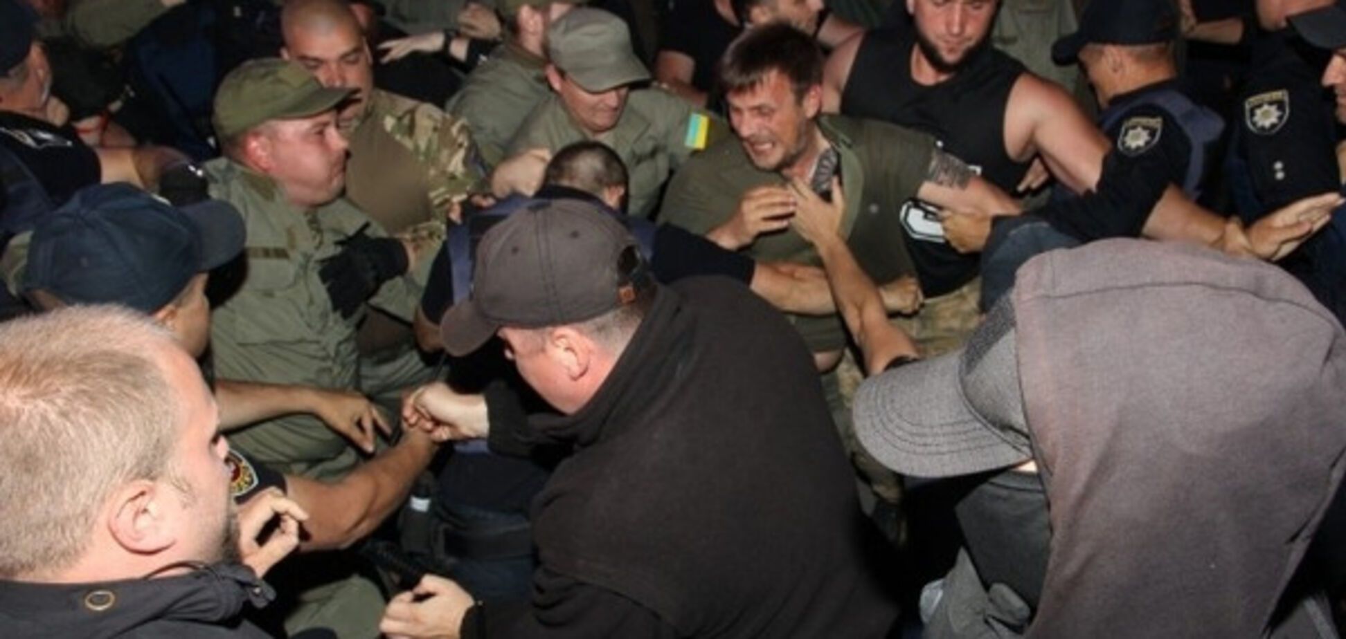 Потасовка перед концертом Лободы в Одессе