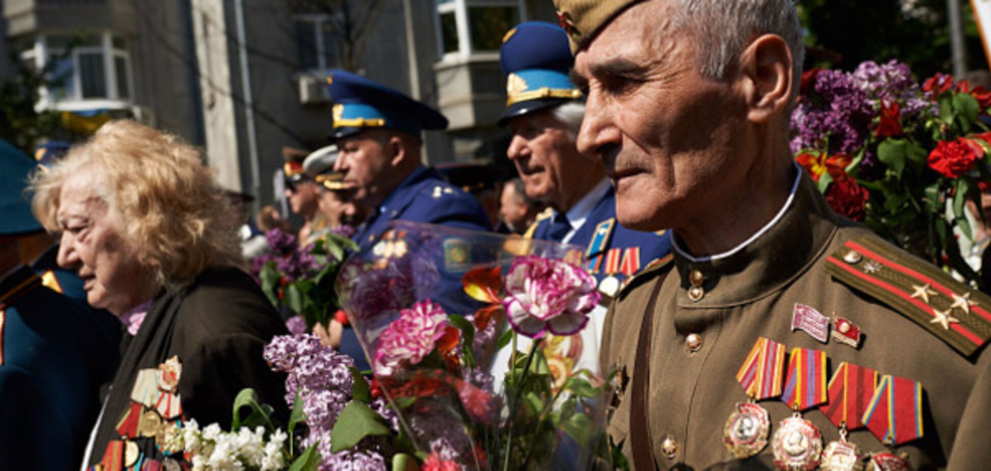 Более миллиарда на всех: стало известно, кто и сколько получит надбавок ко Дню Победы