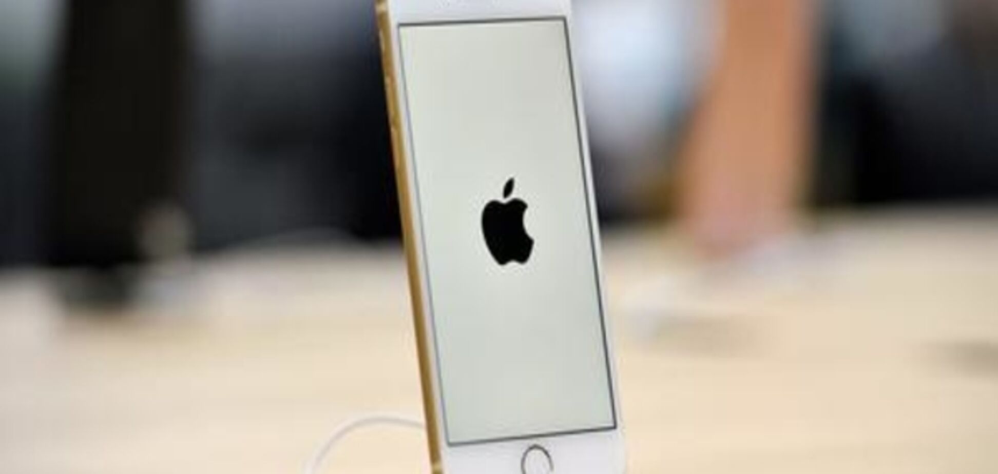 Apple продав менше iPhone у першому кварталі, але збільшив прибуток