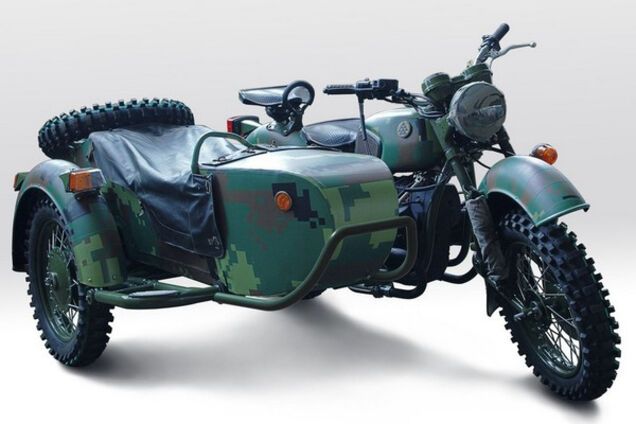В Киеве представили боевой мотоцикл \'Днепр-16М\'