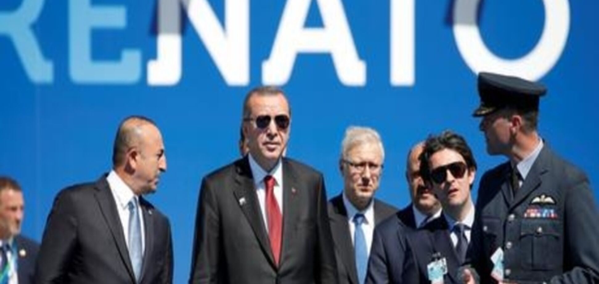 ЗМІ: Німеччина і Франція виступили проти проведення саміту НАТО в Туреччині