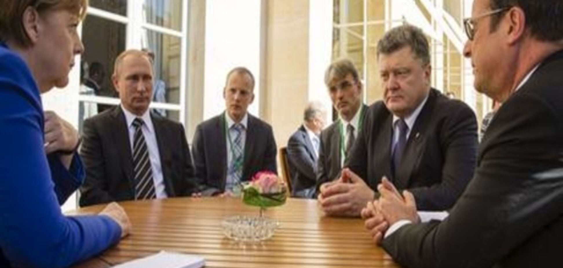 Посольство: Париж і Берлін і далі готові працювати у 'нормандському форматі'