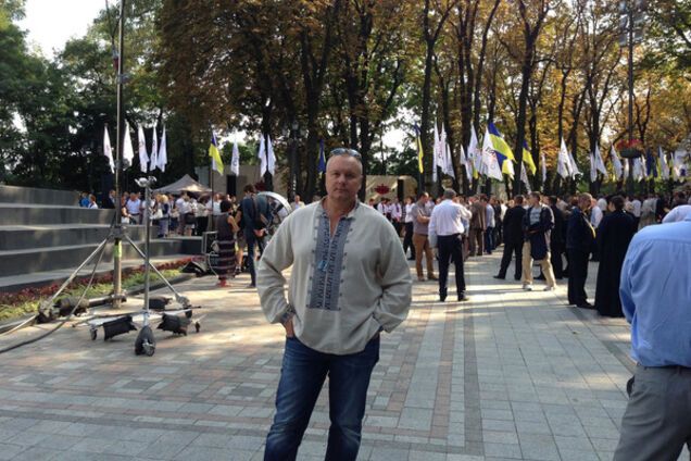 Не тільки Артеменко: Порошенко забрав громадянство України у Саші Боровика