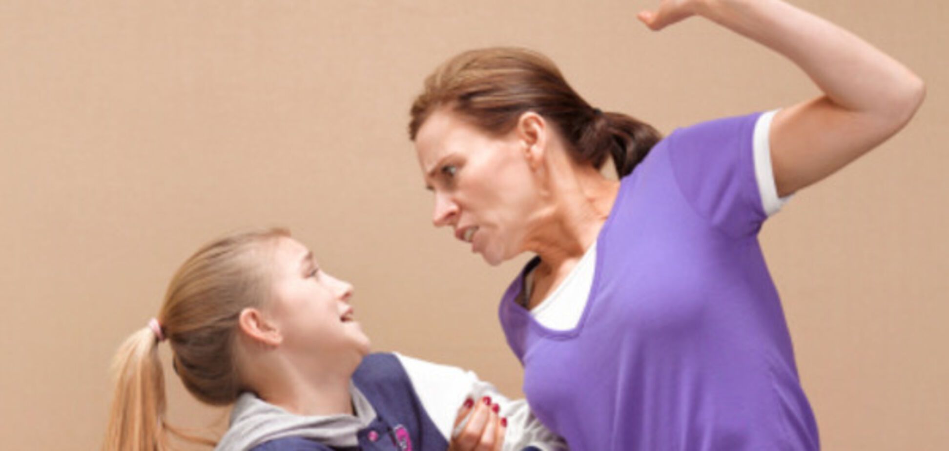 'Одна такая мамаша страшнее тысячи синих китов': соцсети взволновала история от киевского копа