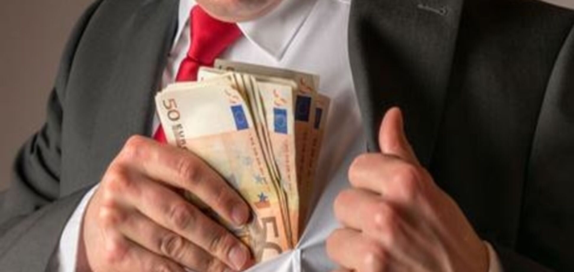 ЄС витратить 16 мільйонів євро на трирічну боротьбу з корупцією в Україні