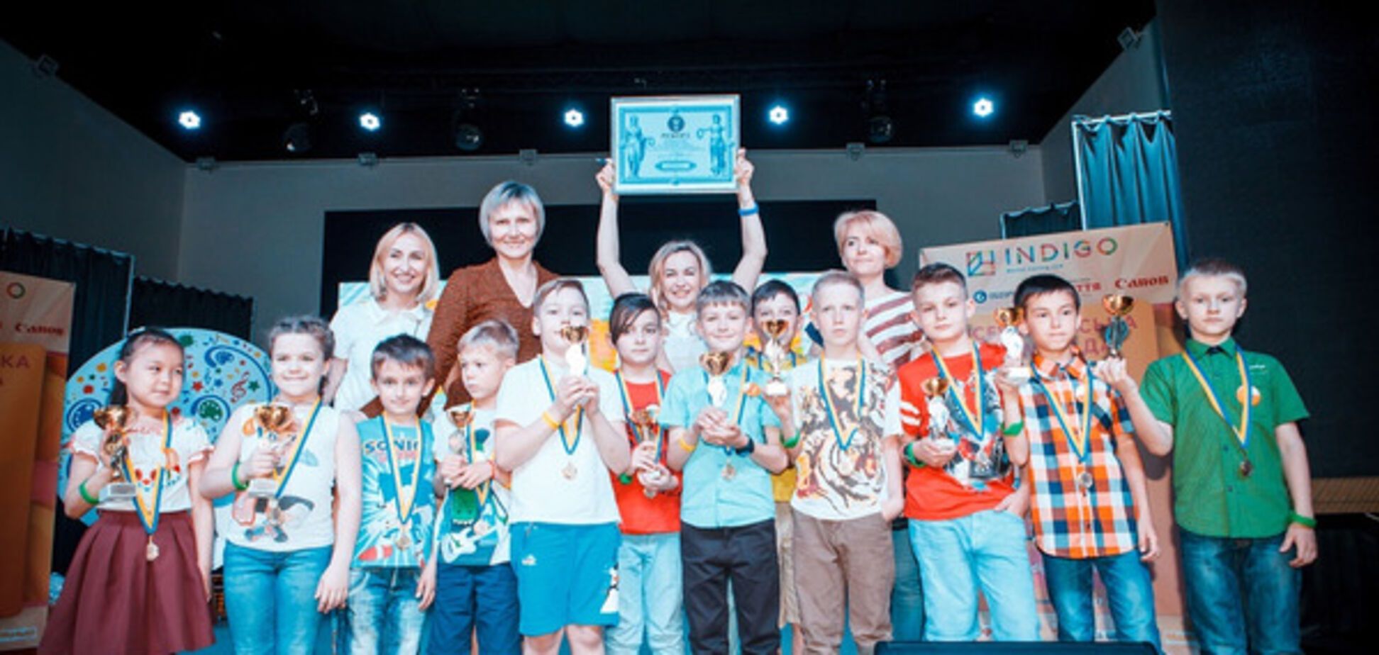 473 школьников со всей Украины установили рекорд по одновременному счету