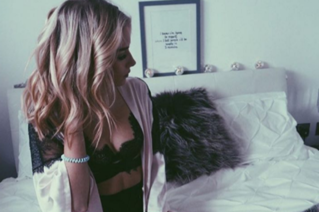 Младшую сестру Кейт Мосс застукали за грязным делом: опубликованы фото