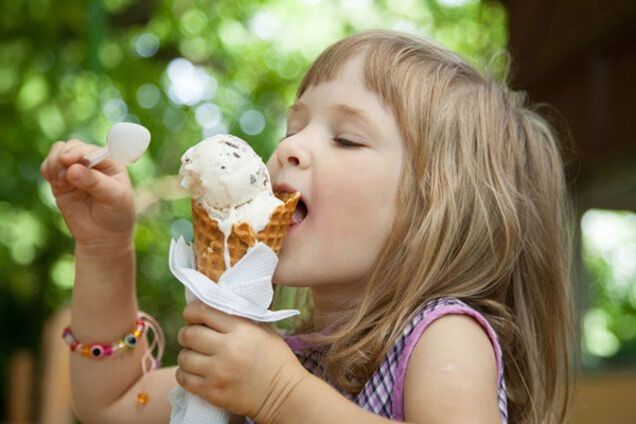 Мороженое в детском меню: развенчиваем популярные мифы о любимом лакомстве