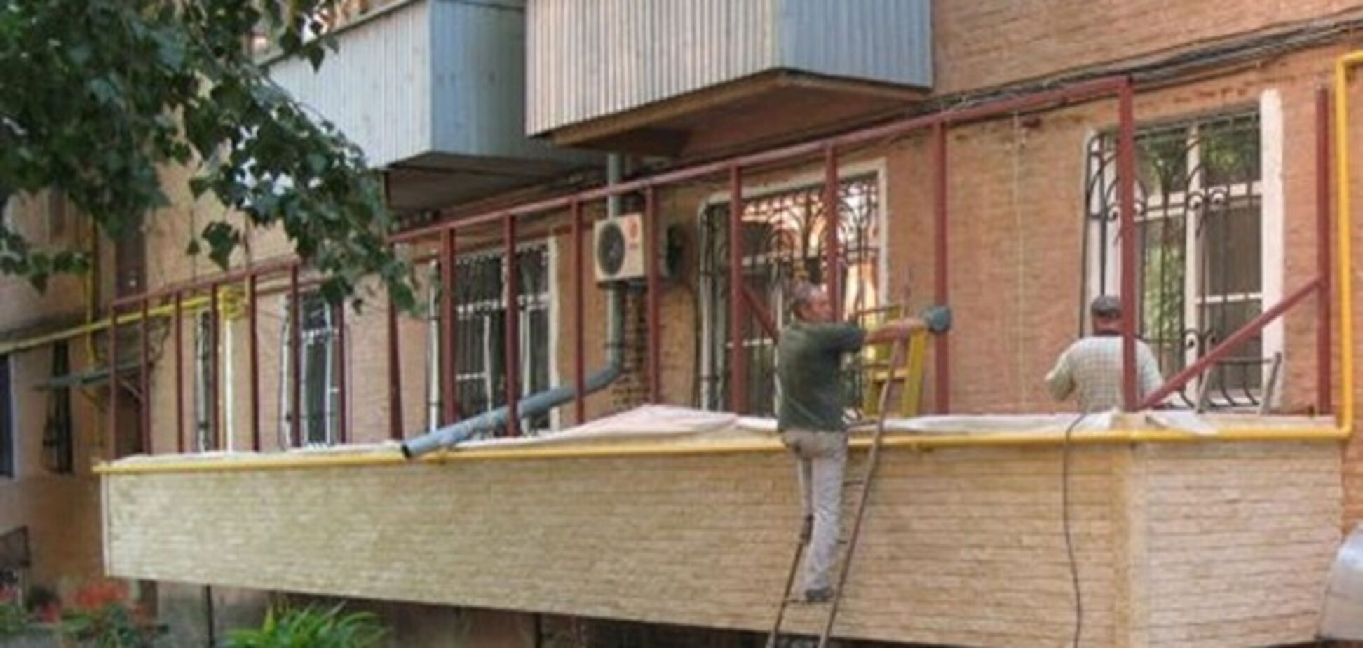 В Украине упростили получение разрешений на строительство