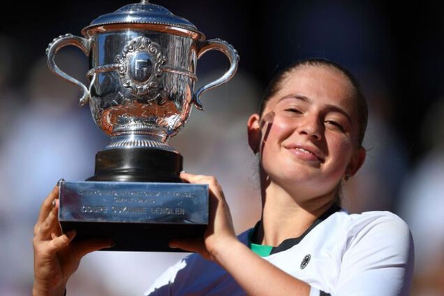 Теннисистка с запорожскими корнями выиграла 'Ролан Гаросс' (ФОТО)