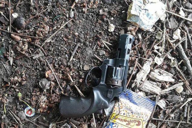 В Харькове пьяный мужчина открыл стрельбу на улице: есть раненый