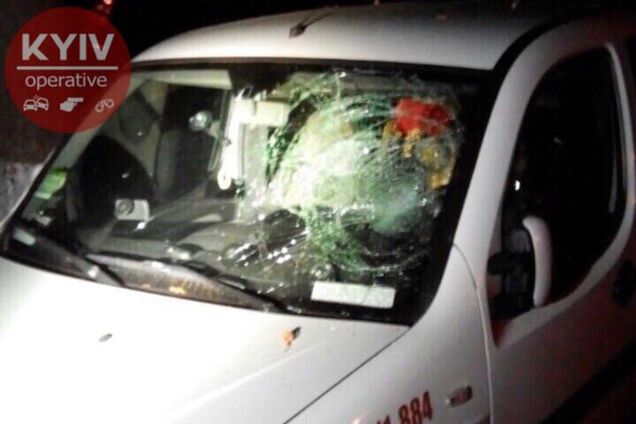 разбитое лобовое стекло