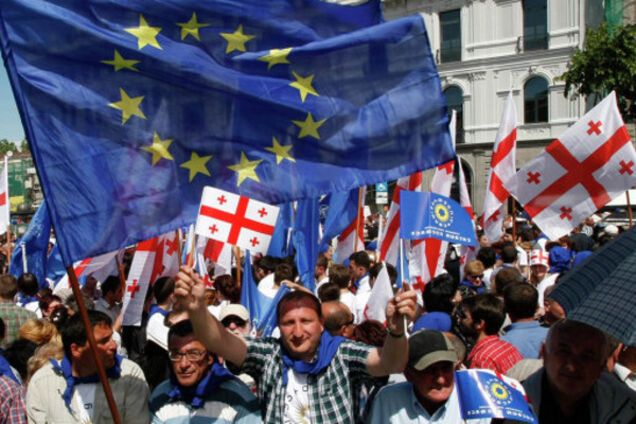 'Діти плакали': мережу обурила історія з візами для грузин і українців у Росії