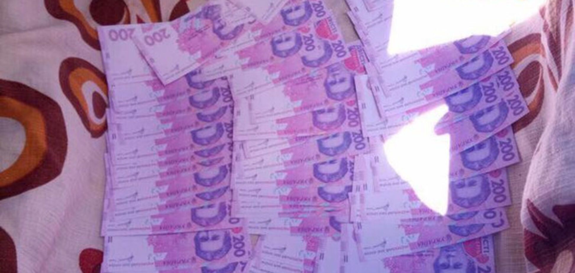 В Черкассах на крупной взятке поймали и.о. директора аэропорта