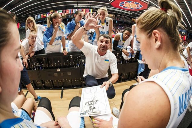 Владимир Холопов