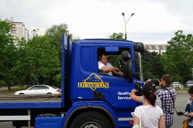 Борис Филатов на манипуляторе