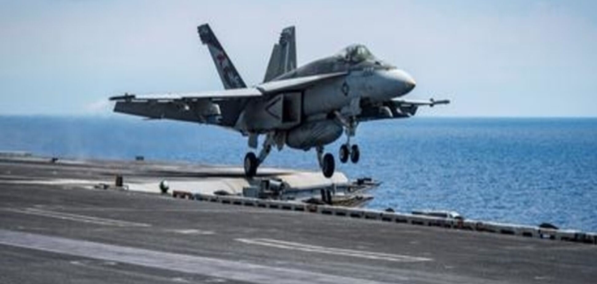 Винищувач армії США у Сирії збив літак ВПС режиму Асада