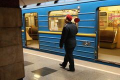 Відрізало ногу: з'явилися подробиці моторошної НС у метро Києва