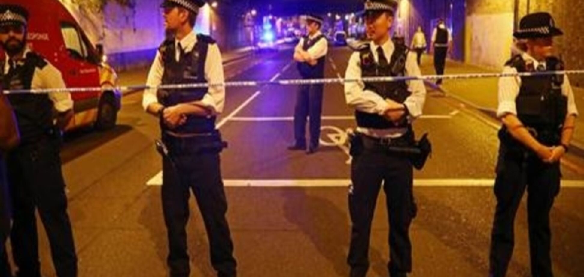 Наїзд фургона на людей у Лондоні: один загиблий, кілька поранених