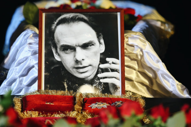 В Москве попрощались с киноактером Алексеем Баталовым: опубликованы фото