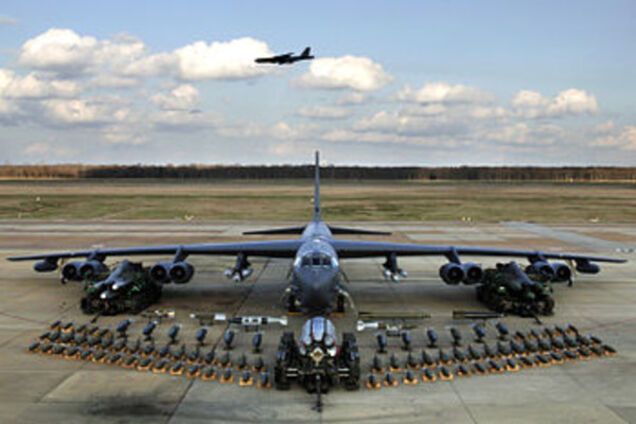 Бомбардировщик B-52
