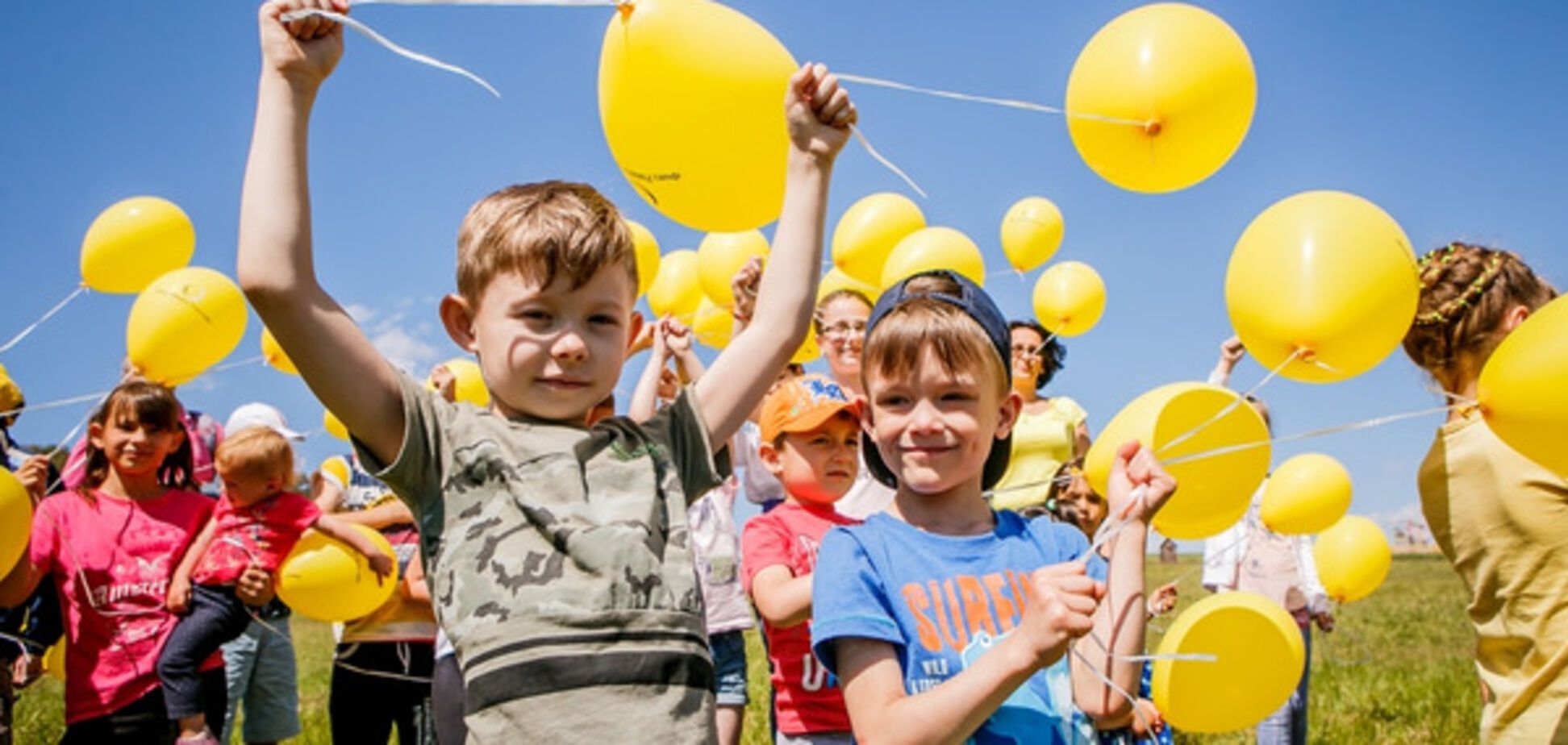 Сиротству – нет! Фонд Рината Ахметова организовал праздник для детей в Пирогово