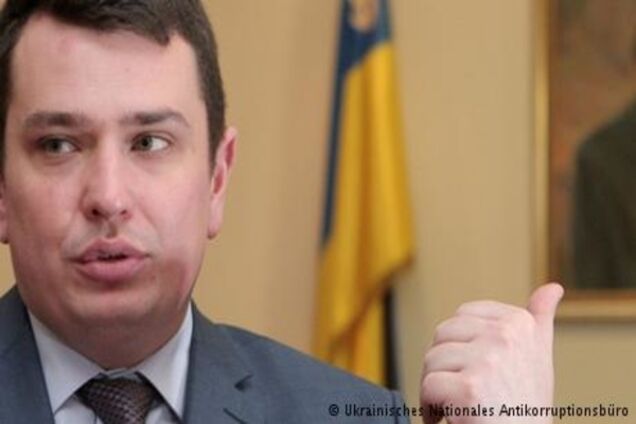 Корупція на бурштині: НАБУ і САП просять зняти недоторканність з двох народних депутатів