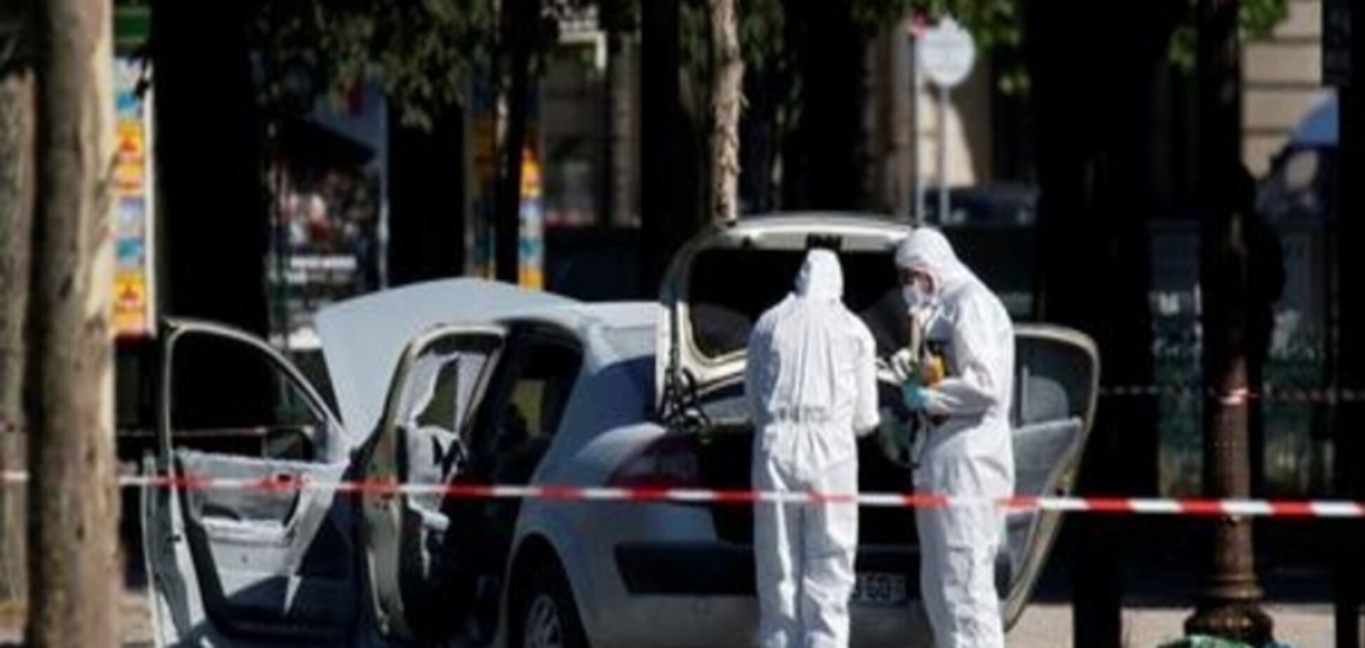 Поліція Франції затримала родичів паризького нападника