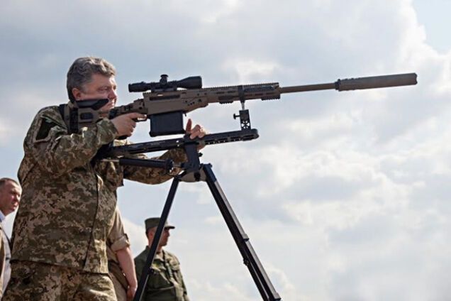 порошенко стреляет