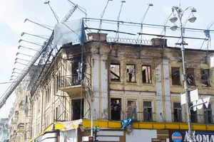 Реставрація або відтворення. На інше немає шансів