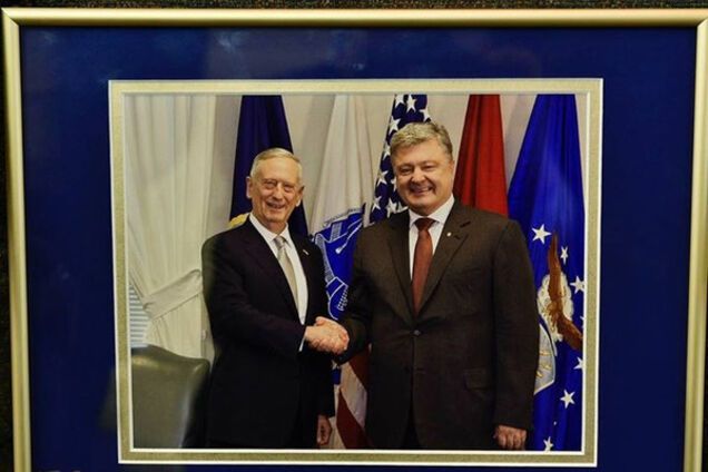 У Порошенко указали на показательный нюанс во время встреч в США