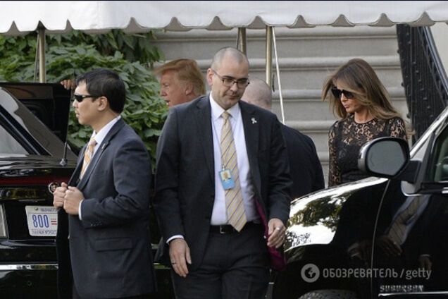 Лучшее мужу: Мелания отправилась на ужин с Трампом в траурном платье