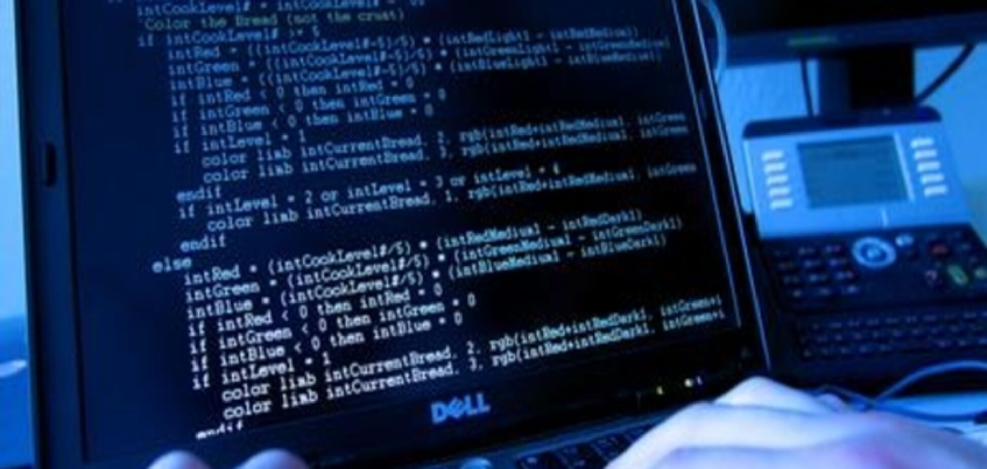 Російські хакери атакували торік виборчі системи 21 штату США