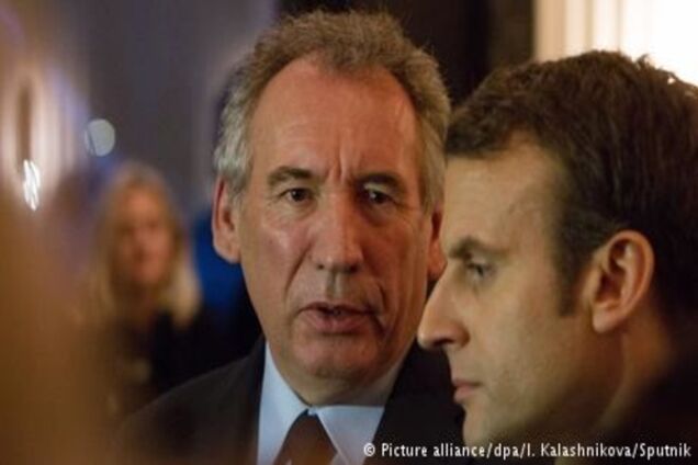 Коментар: Хвиля 'політичних чисток' у Парижі