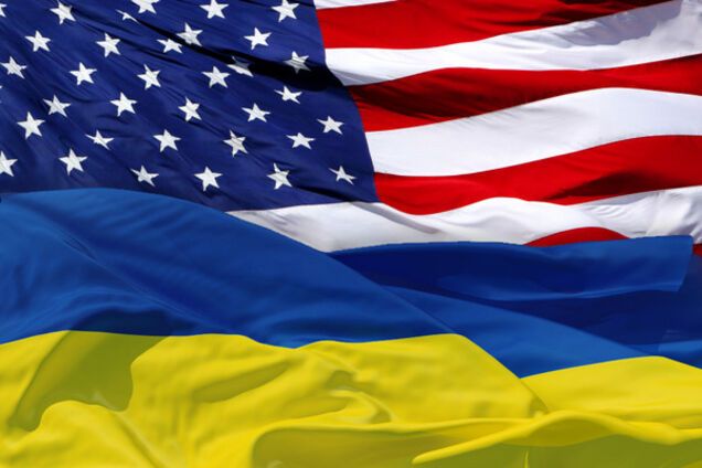 Прапори США і України