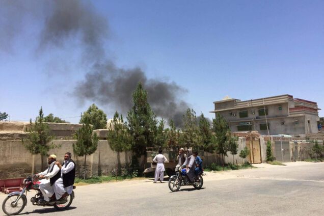 В Афганістані прогримів потужний вибух біля банку: десятки загиблих і поранених