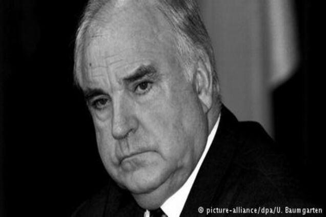 Депутати Бундестагу вшанували пам'ять Гельмута Коля