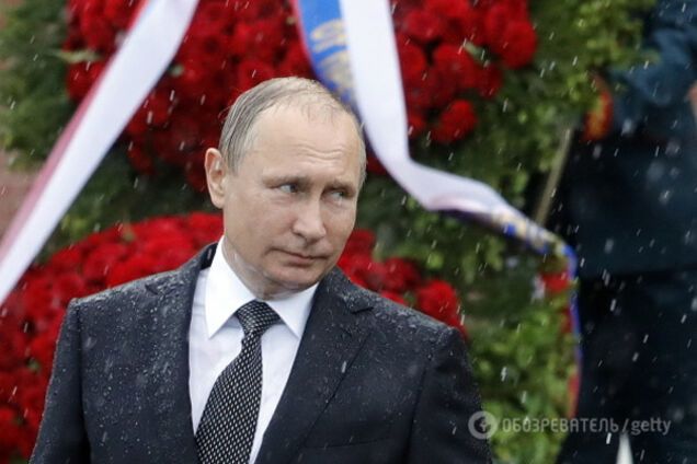 В сети показали, у кого Путин украл идею \'мокрых\' фото