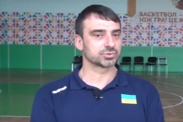 Владимир Холопов