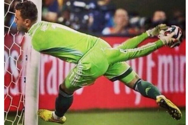 Игорь Акинфеев