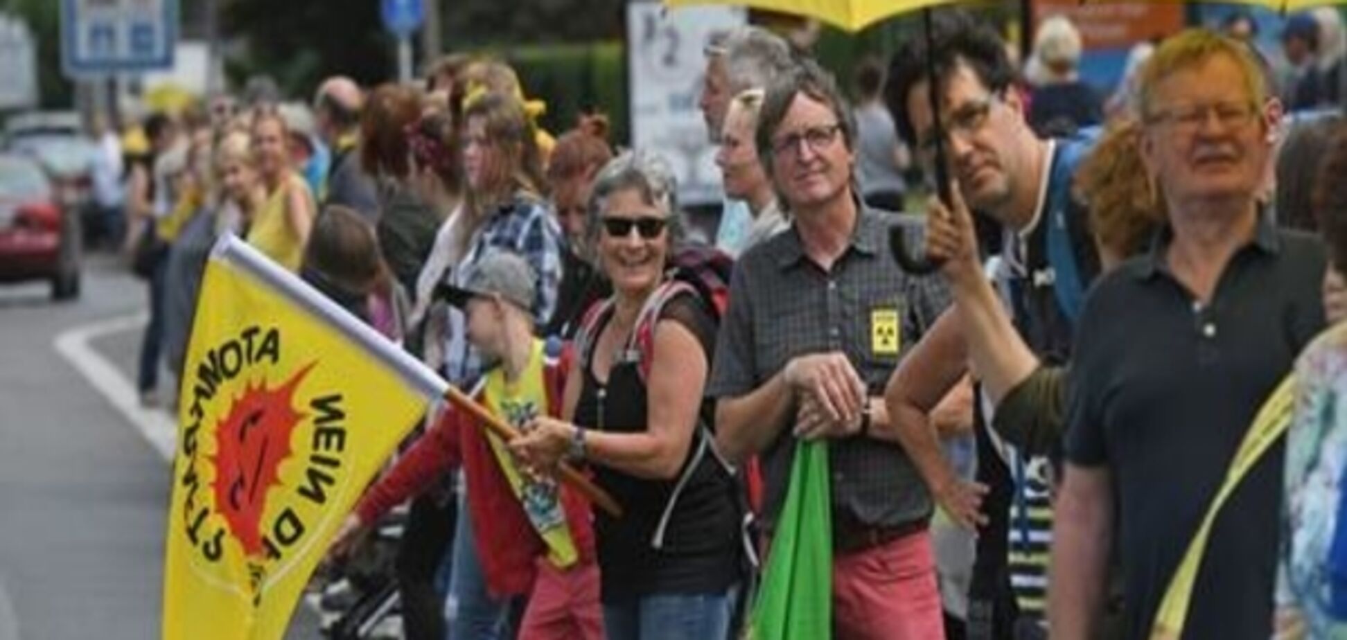 Тисячі людей вийшли на демонстрацію за закриття бельгійських АЕС