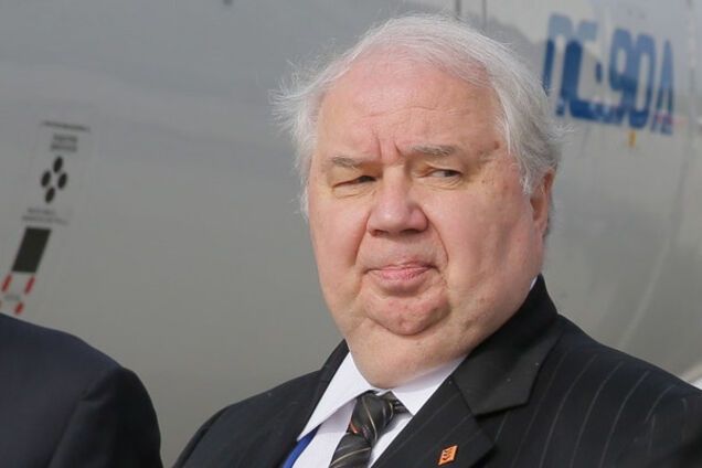 За провал операции 'ТрампНаш' первый пошел...