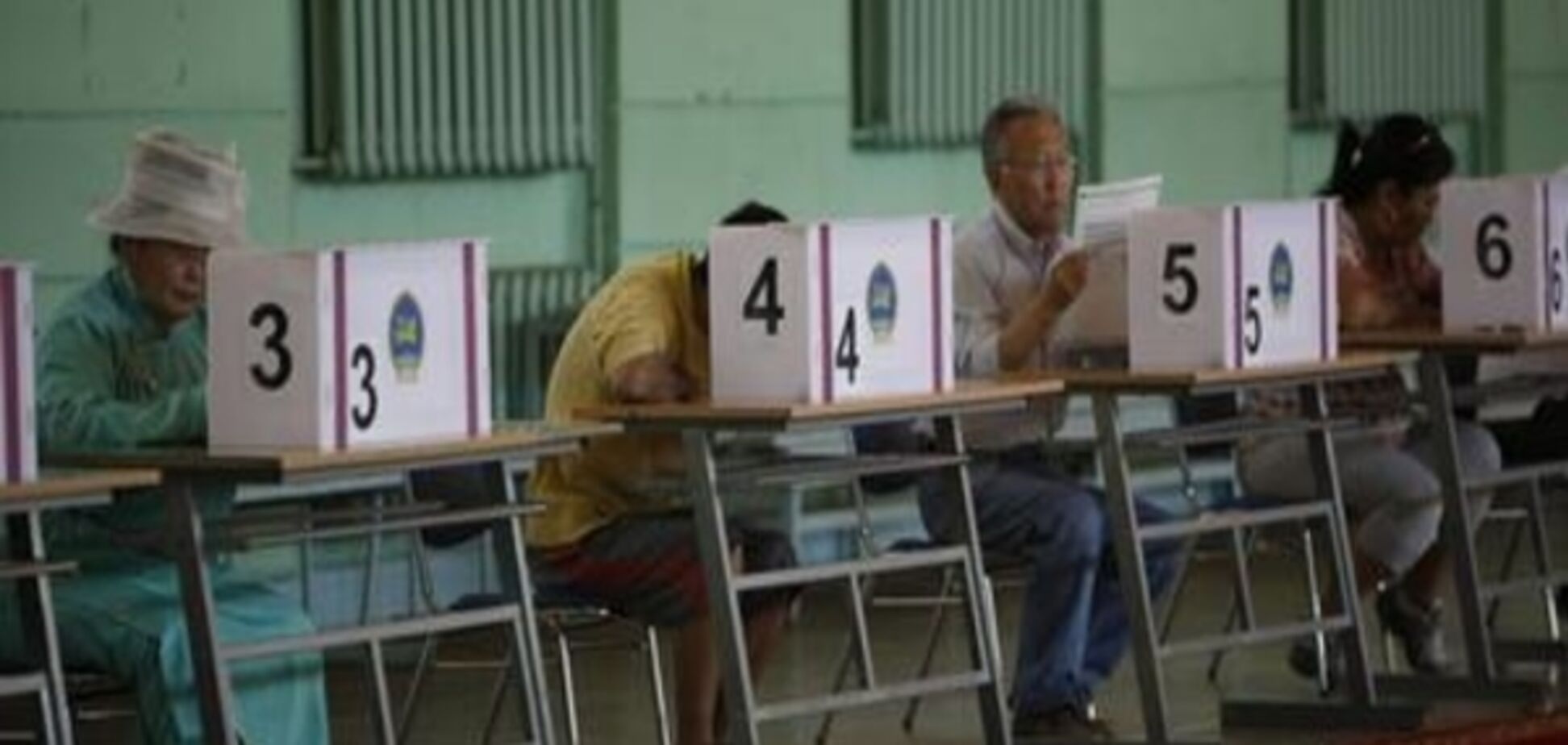Президентські вибори у Монголії не визначили переможця