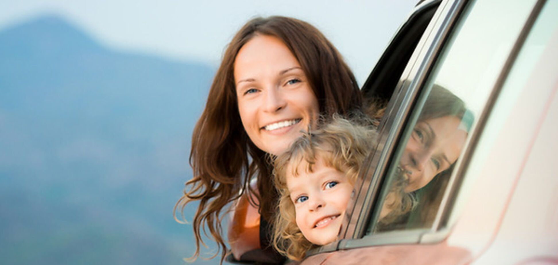 Ребенок в машине летом: несколько важных советов для удачной поездки