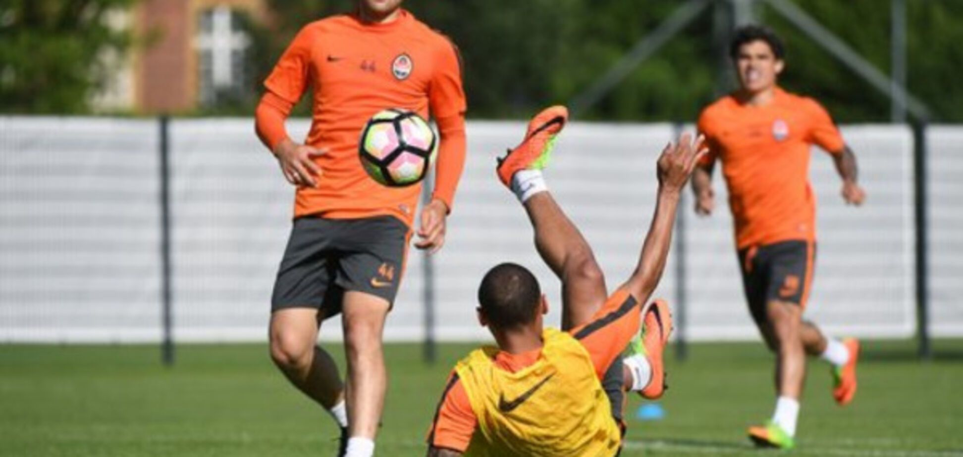 Шахтер сборы