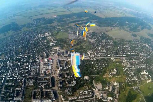 Сброс листовок над Первомайском