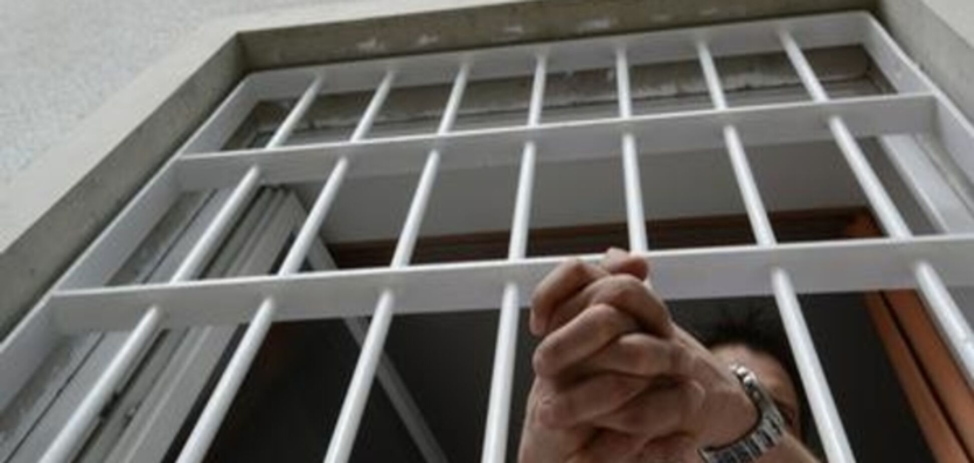 Затриманих на адмінкордоні з Кримом росіян заарештували