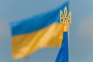 украина
